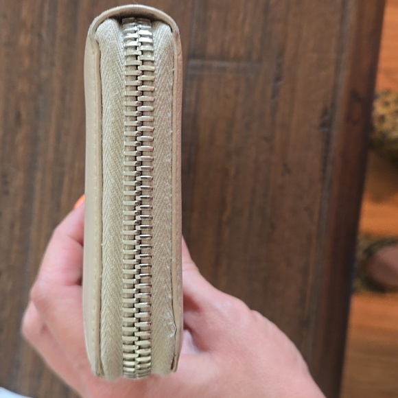 Balenciaga long wallet creme authentic - Picture 9 of 10